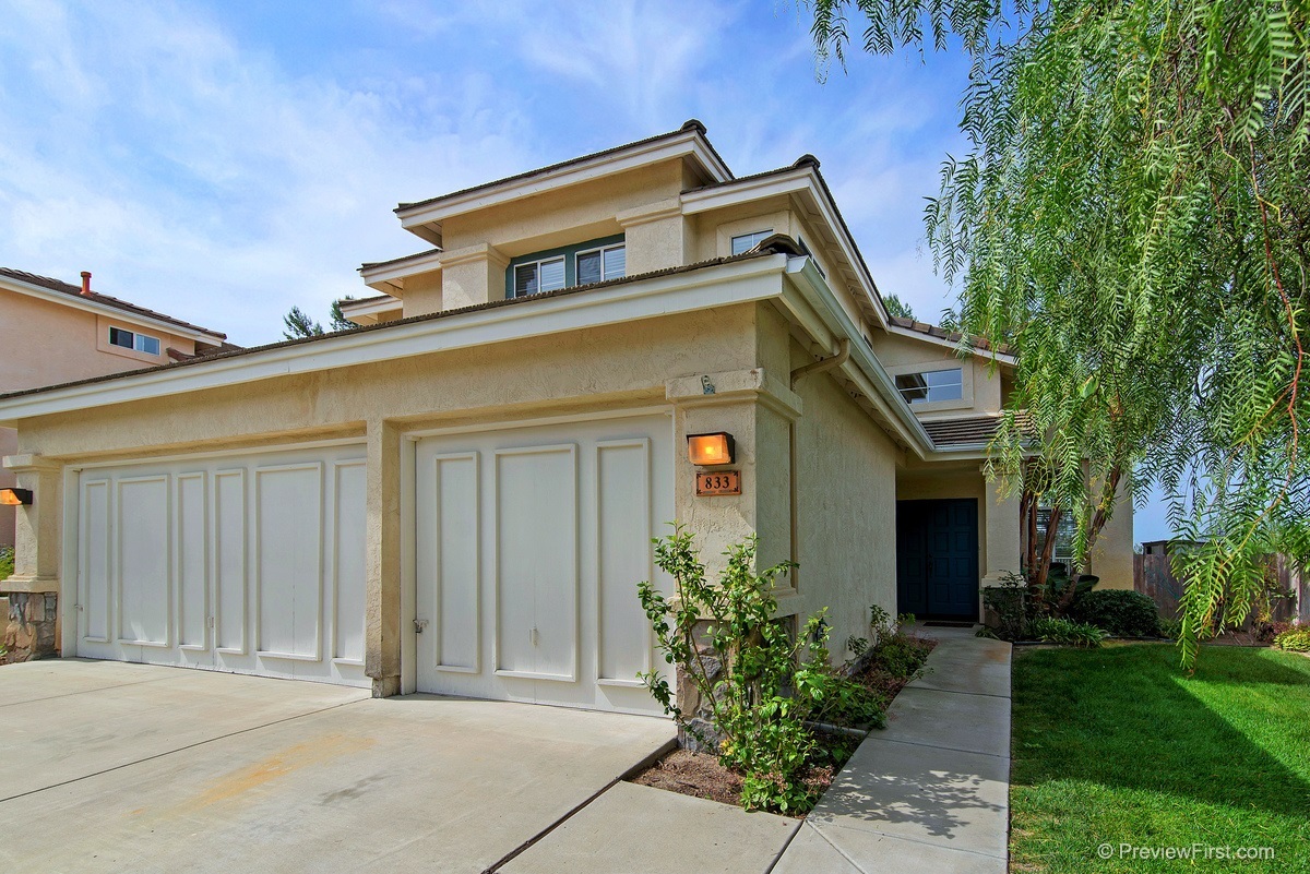 Property Photo:  833 Masters Drive  CA 92057 