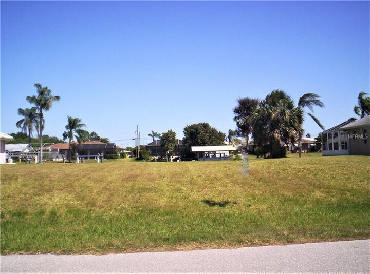 Property Photo: 5250 Fleming Street FL 33981
