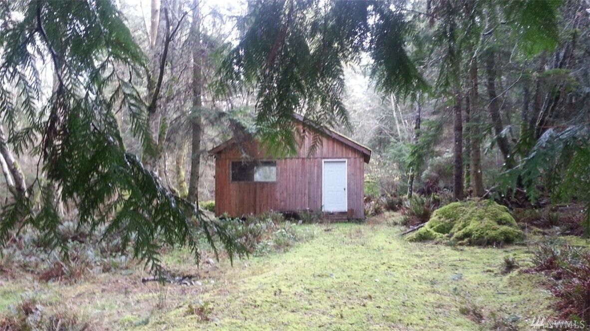 Property Photo: 37 Thatcher Pass Rd WA 98221