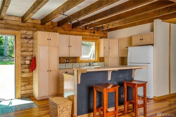 Property Photo:  230 Eliza Rd  WA 98261 