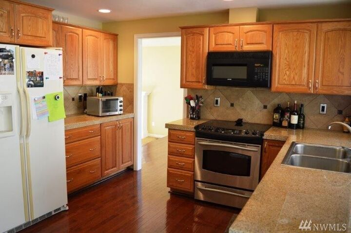 Property Photo:  11726 NE 102nd Place  WA 98033 