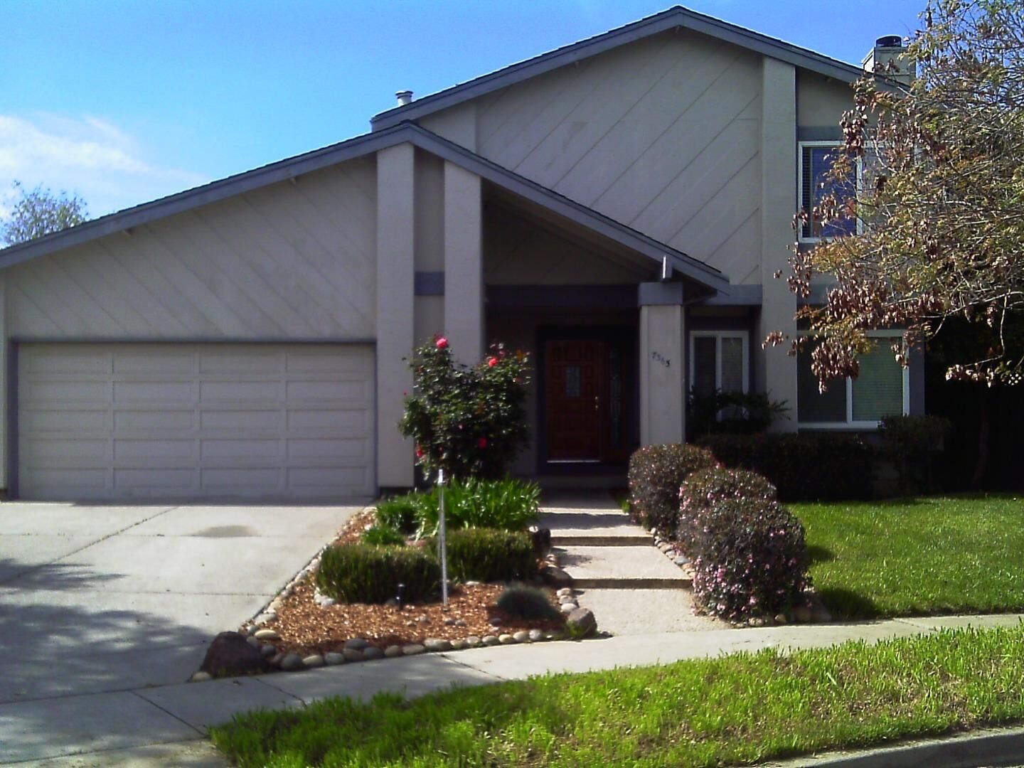 Property Photo:  7365 Thayer Court  CA 95020 