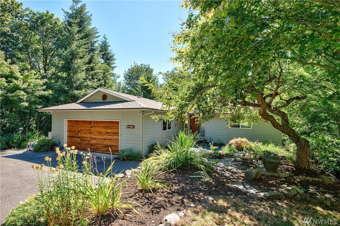 Property Photo: 10014 Gig Harbor Drive NW WA 98332