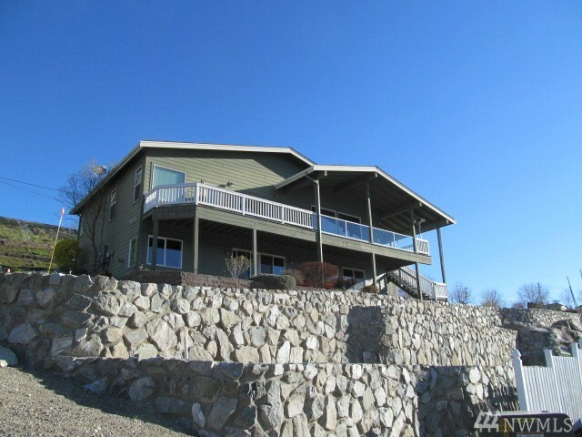 Property Photo: 133 Macs Place WA 98831
