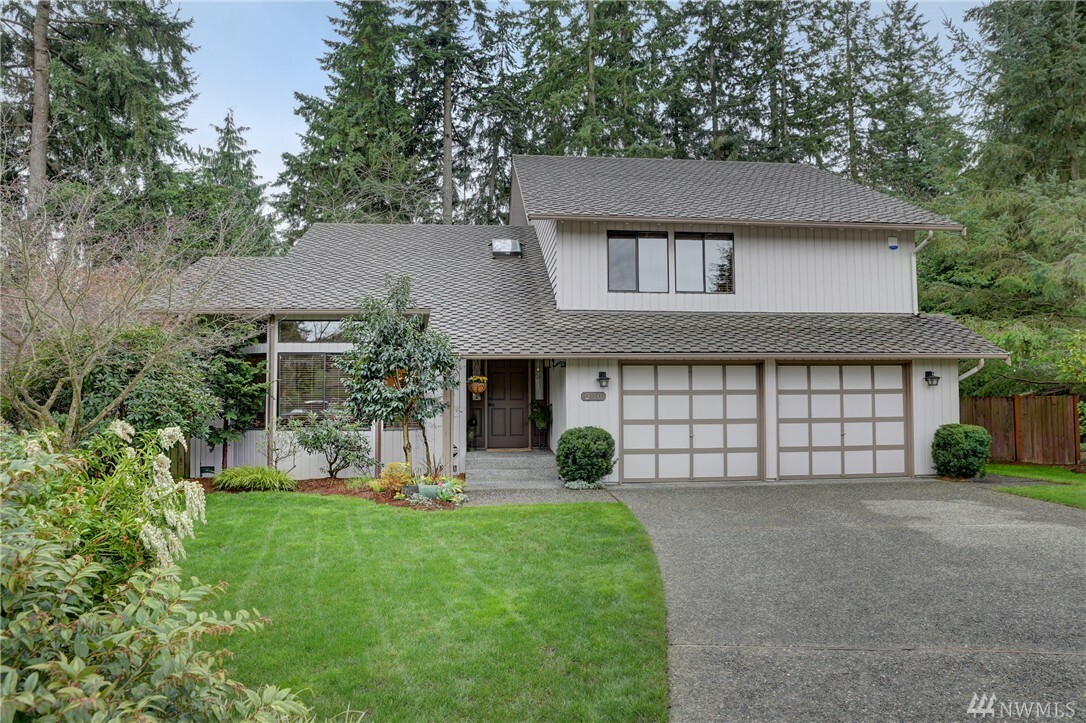 Property Photo:  2110 139th Place SE  WA 98012 