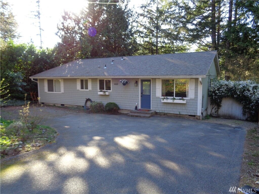 Property Photo: 10710 Minterwood Dr Kpn WA 98329