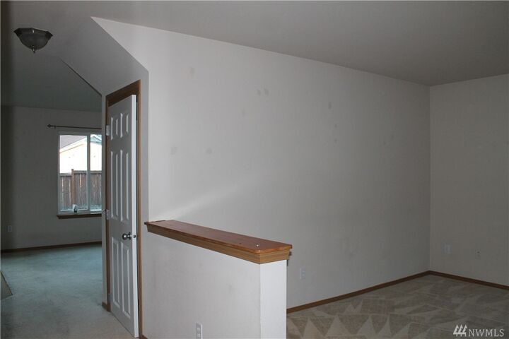 Property Photo:  1310 NW Redwing Dr  WA 98277 