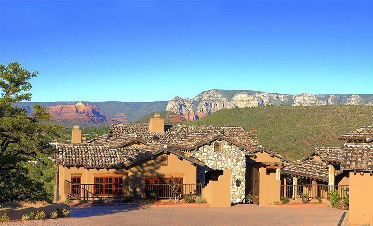 Property Photo: 3140 Calle Del Arroyo AZ 86336