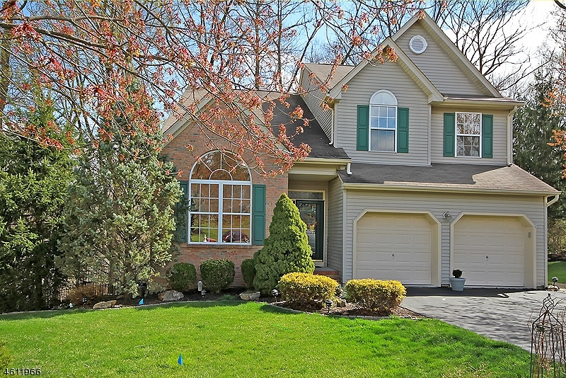 Property Photo:  16 Wharton Way  NJ 08829 