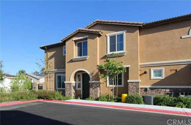 Property Photo:  27940 Corte Melosa  CA 92592 