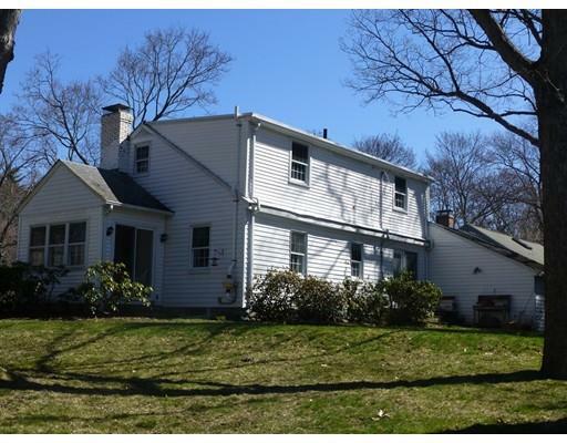 Property Photo:  32 Westbrook Rd  MA 01602 