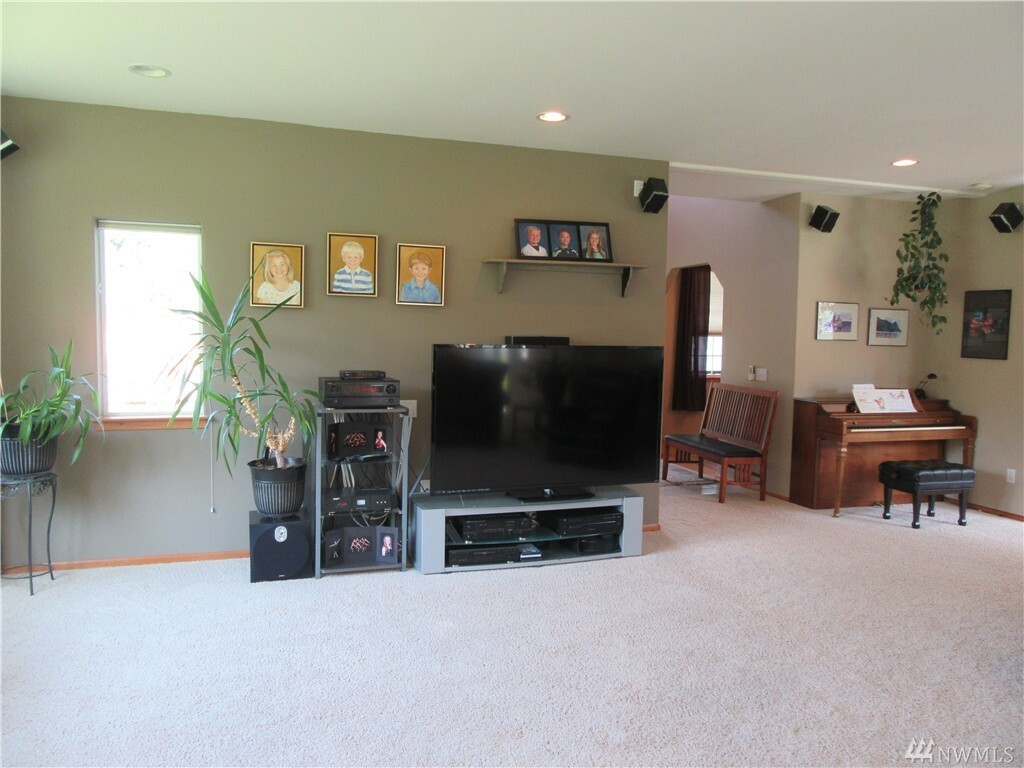 Property Photo:  2350 Lopez St  WA 98229 