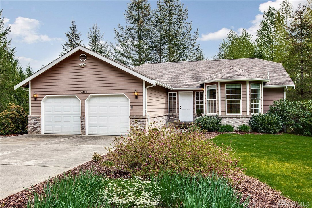 Property Photo: 16428 29th Place NE WA 98290