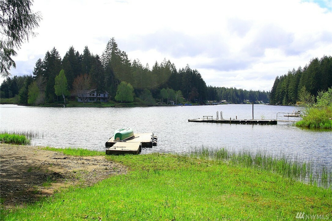 Property Photo:  5910 E Mason Lake Dr W  WA 98546 