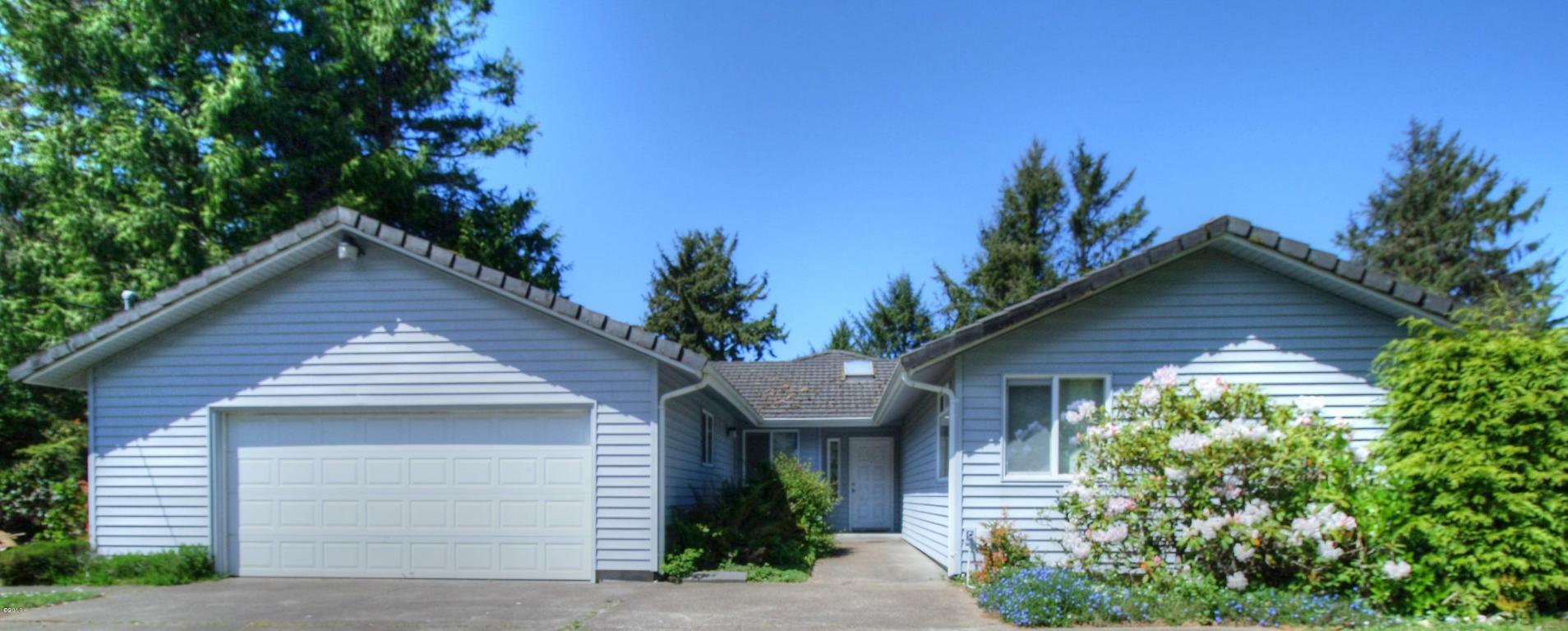 1160 SW Norwood Dr  Waldport OR 97394 photo