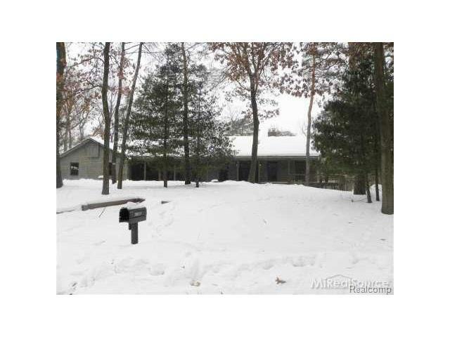 Property Photo:  58055 Cyrenus Lane  MI 48094 