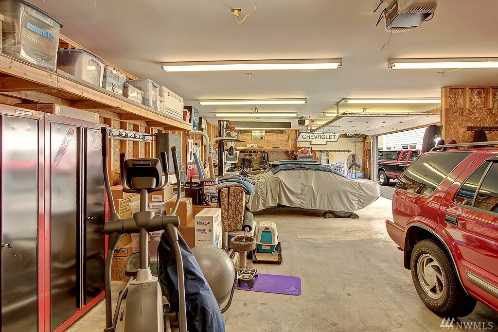 Property Photo: 7224 Olympic Dr WA 98203