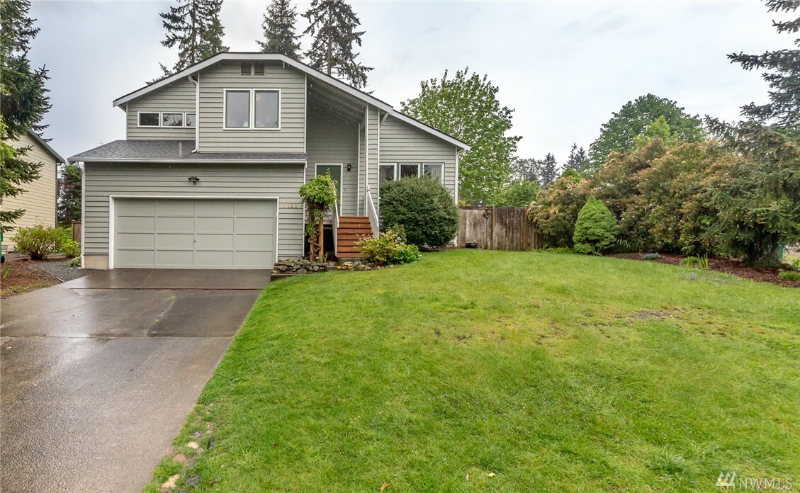 Property Photo: 5122 122nd St SE WA 98208