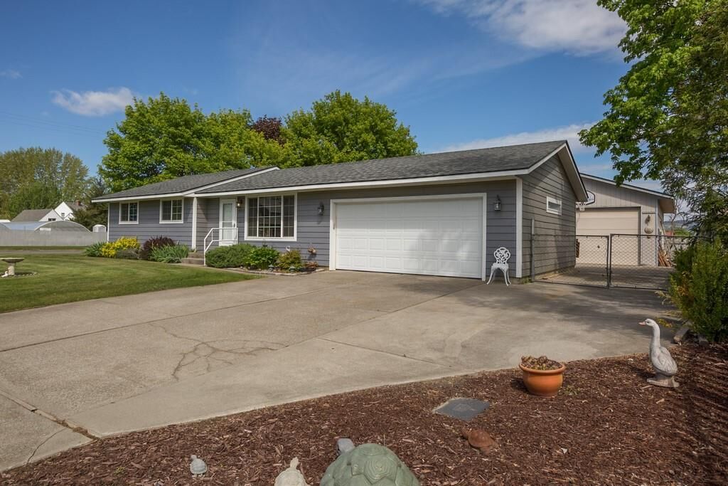 Property Photo:  18305 E 3rd Ave  WA 99016 