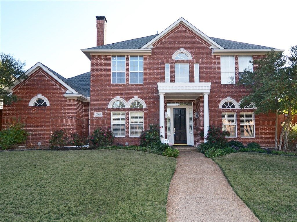 Property Photo: 5704 Misted Breeze Drive TX 75093