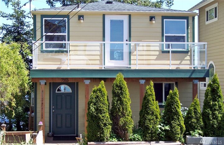 Property Photo:  7315 Hermosa Beach Road  WA 98271 