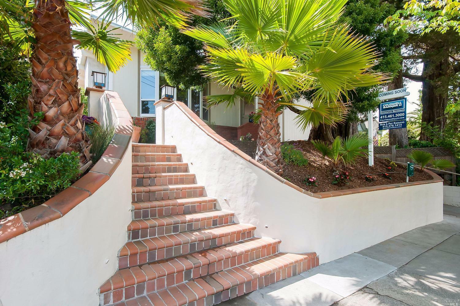 Property Photo:  209 Chapman Drive  CA 94925 