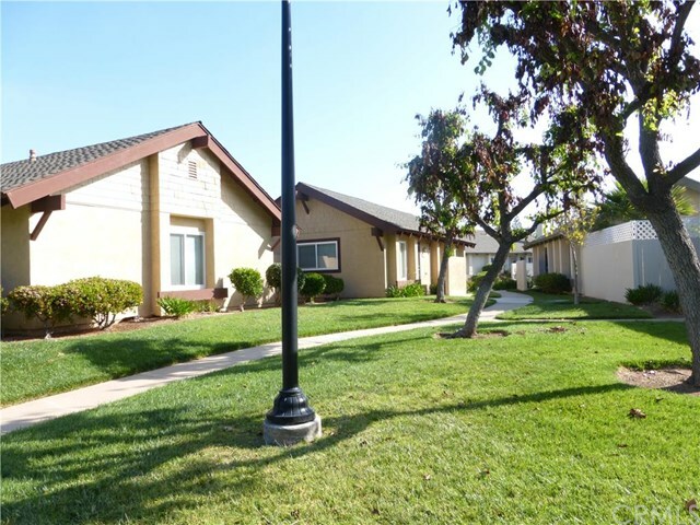 Property Photo:  22965 Caminito Olivia 51  CA 92653 