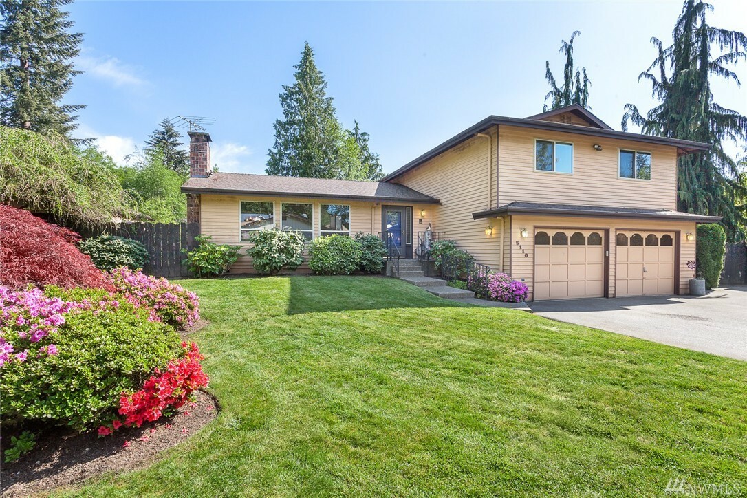 Property Photo:  5110 159 Place SW  WA 98026 