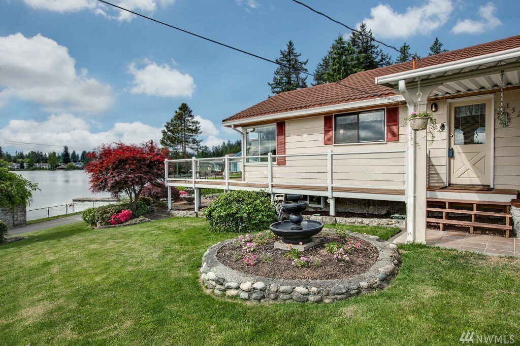 Property Photo: 11328 E Ibberson Dr WA 98208