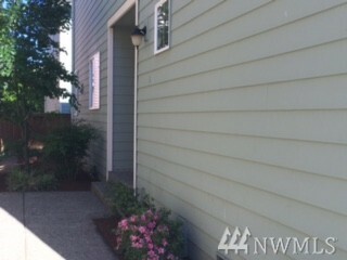 Property Photo:  17827 19th Ave SE 27  WA 98012 