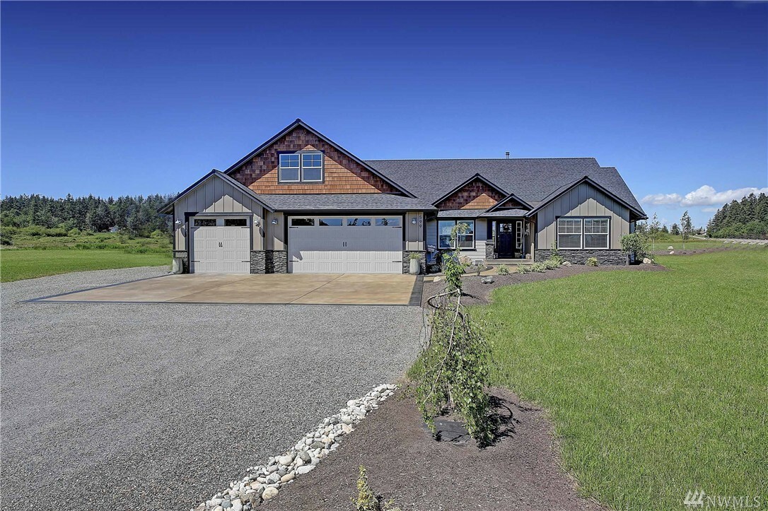 Property Photo:  599 Smith Rd  WA 98282 