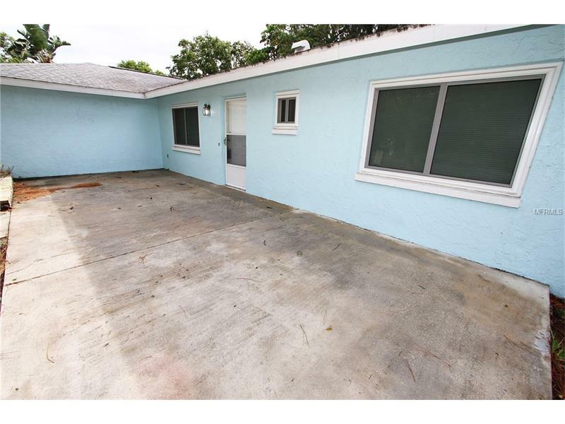 Property Photo:  6703 Pinecrest Lane N  FL 33781 