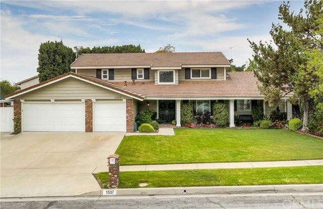 Property Photo: 1537 N Albright Avenue CA 91786