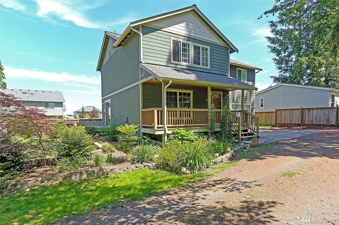 Property Photo:  2889 SE Sieford Ave  WA 98366 