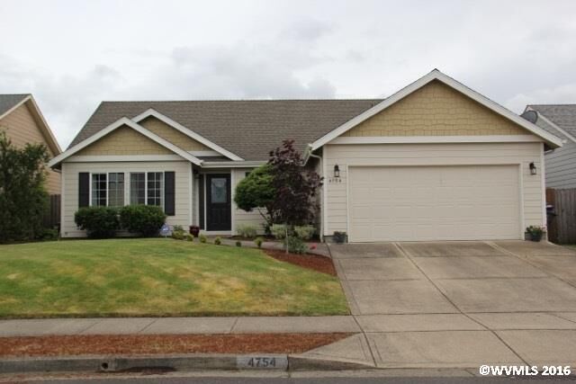 Property Photo: 4754 Manning Dr NE OR 97301