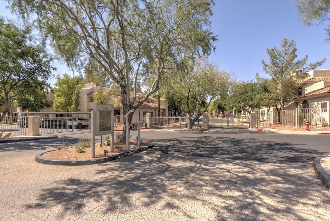 Property Photo:  750 E Northern Avenue 2036  AZ 85020 