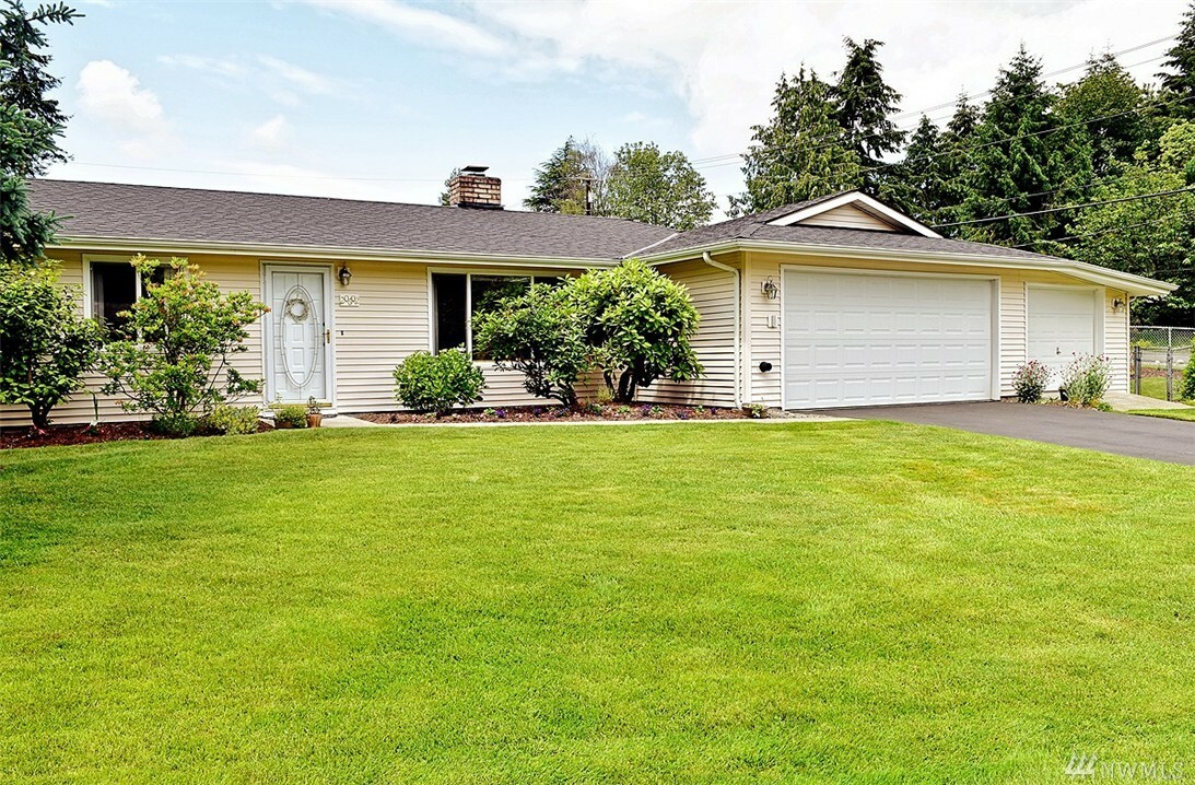 Property Photo:  20602 77th Place W  WA 98026 