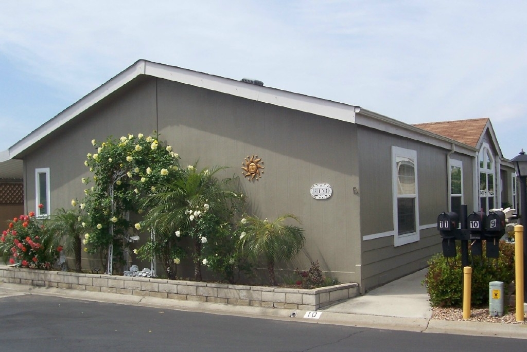 Property Photo:  909 Richland Rd 10  CA 92069 