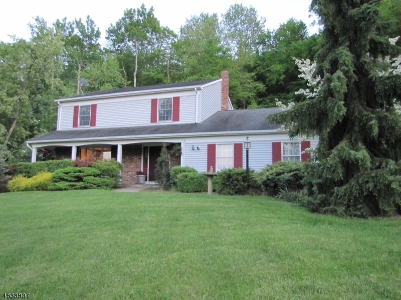 Property Photo:  46 Skyline Dr  NJ 07871 