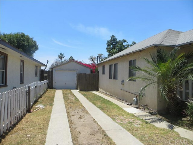 Property Photo:  810 E Sunrise Boulevard  CA 90806 