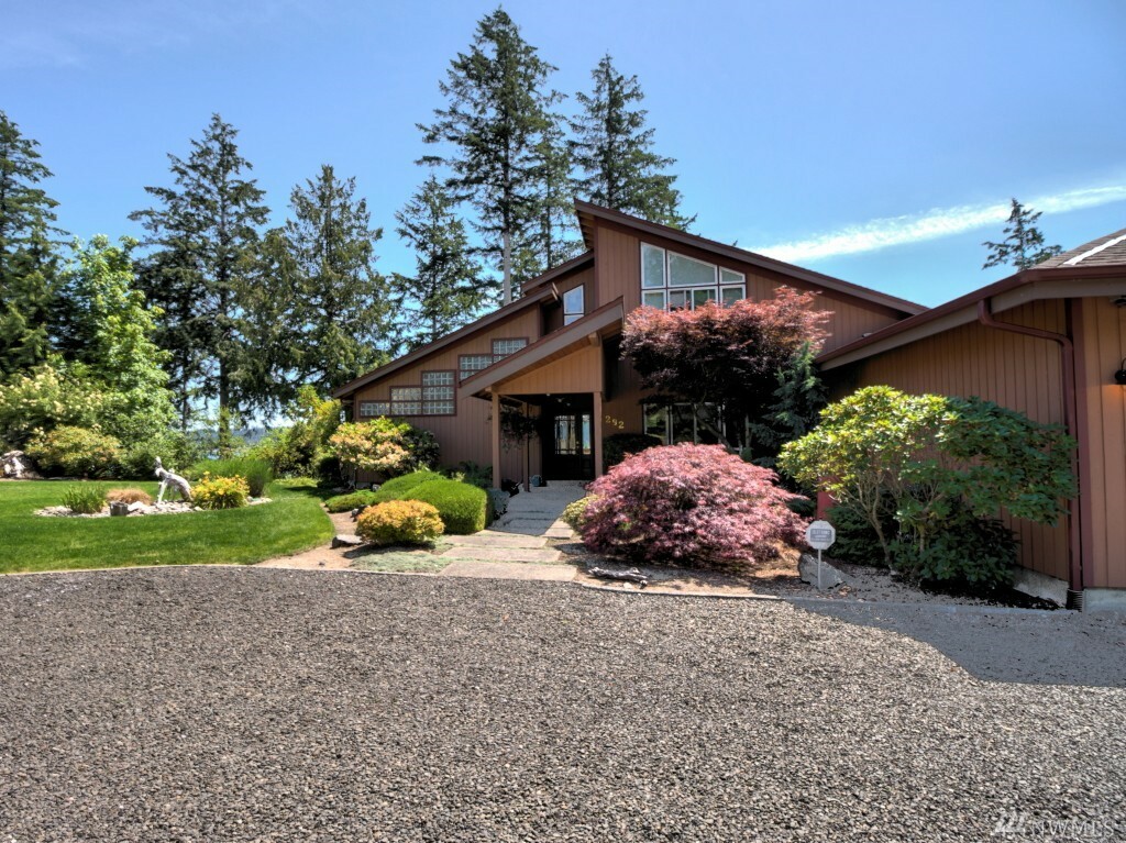 Property Photo:  292 E Vineyard Crest Rd  WA 98546 