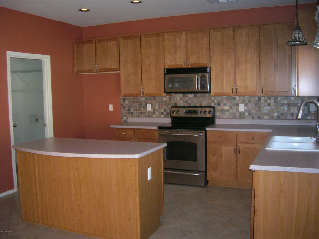 Property Photo:  2694 E Remington Place  AZ 85286 