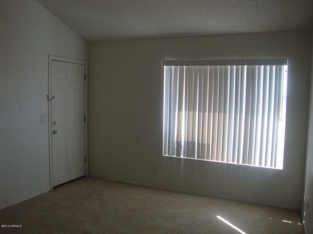 Property Photo:  4828 W Orangewood Avenue 109  AZ 85301 