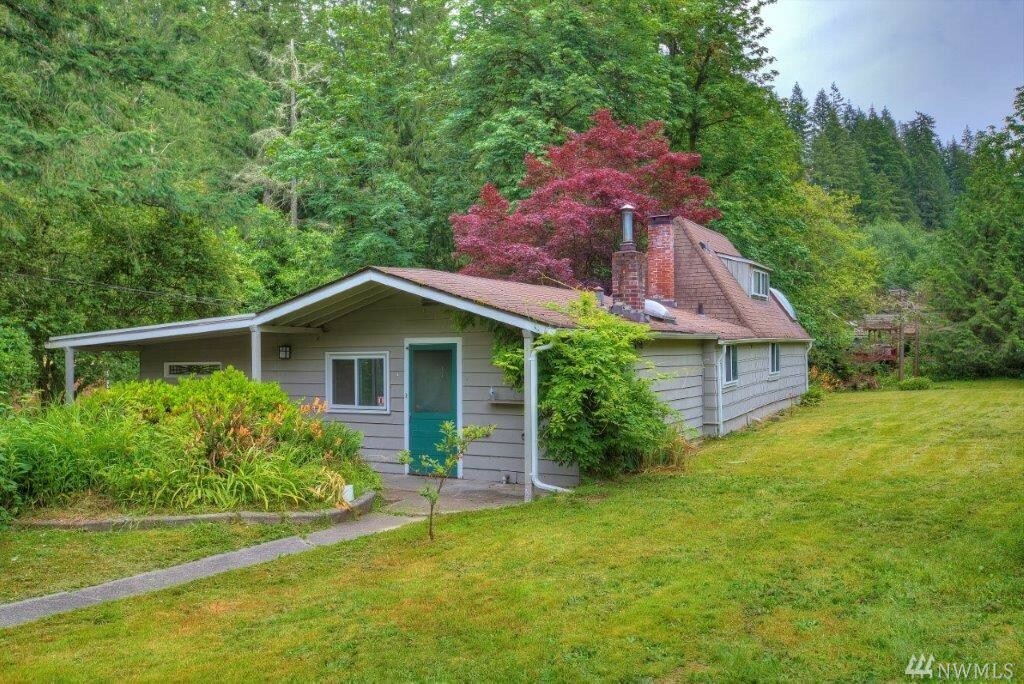 Property Photo:  22620 Dorre Don Ct SE  WA 98038 