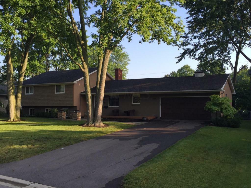 Property Photo: 1386 Friar Lane OH 43221
