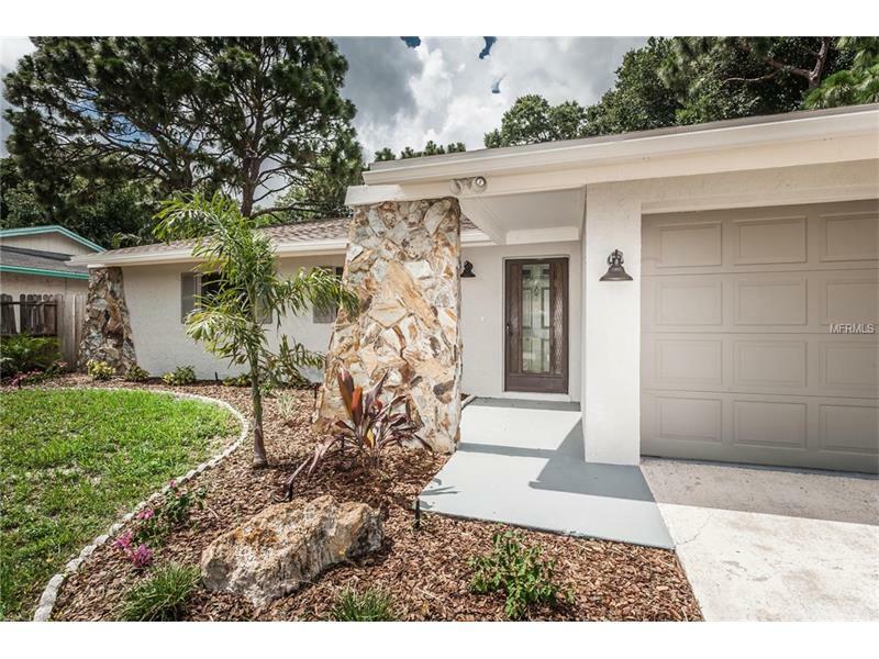 Property Photo:  7265 61st Avenue N  FL 33709 