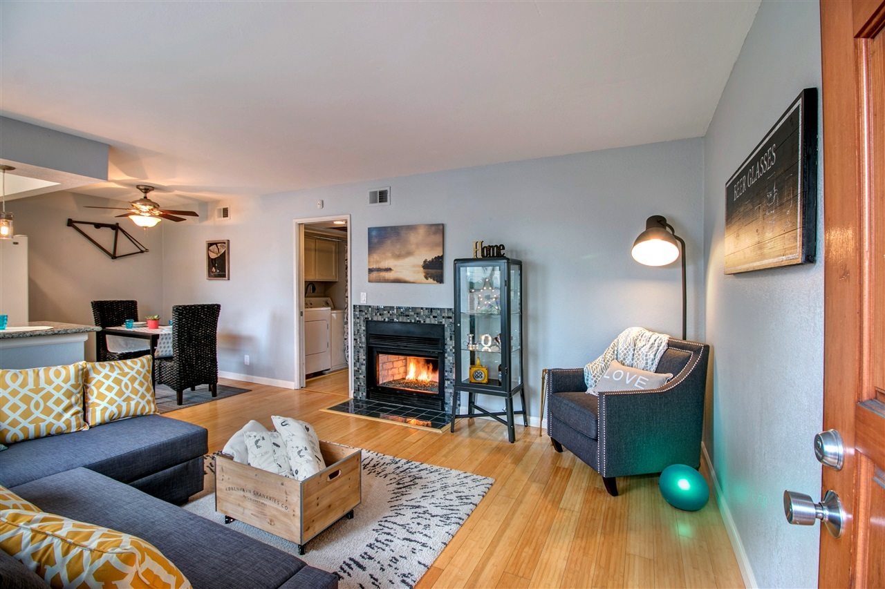 Property Photo: 4772 36th St 6 CA 92116