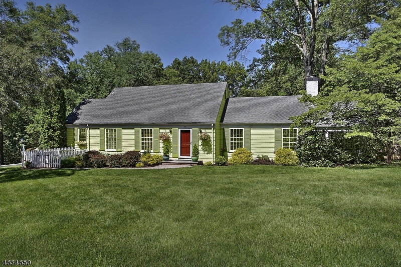 Property Photo:  30 Old Stonehouse Rd  NJ 07921 