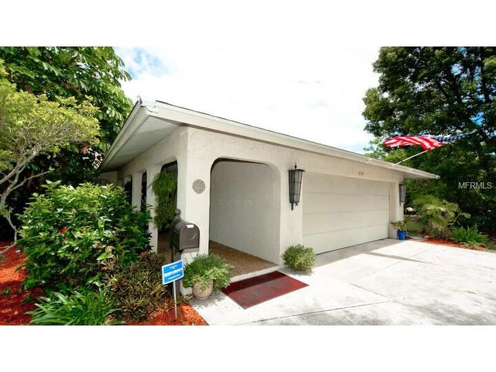 Property Photo:  6724 Pennsylvania Avenue  FL 34243 