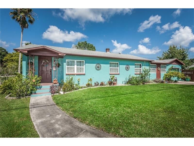Property Photo: 4231 8th Street N FL 33703